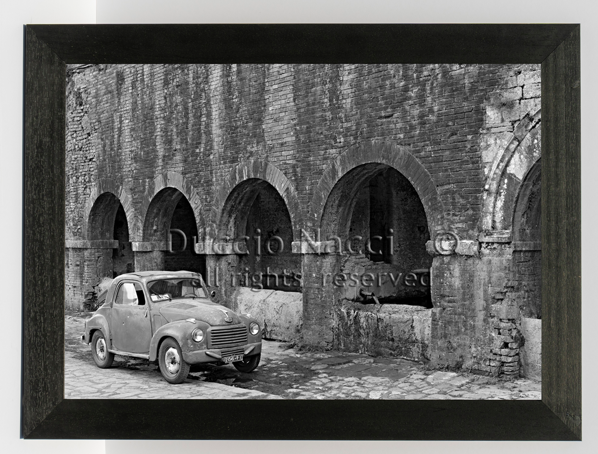 The Topolino and the Arches